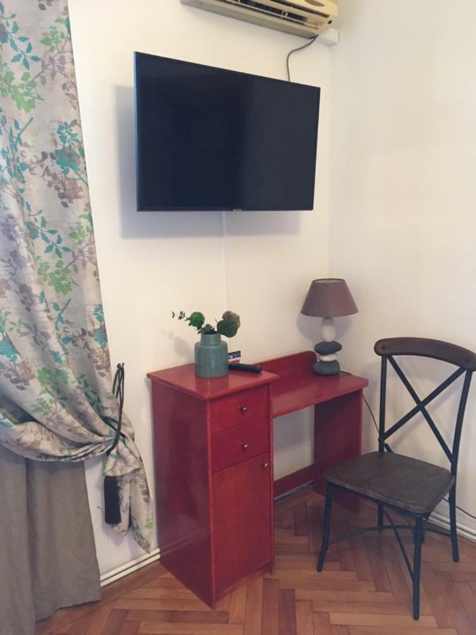 Vintage Apartment Bukares Bagian luar foto